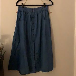Who What Wear chambray midi skirt w pockets